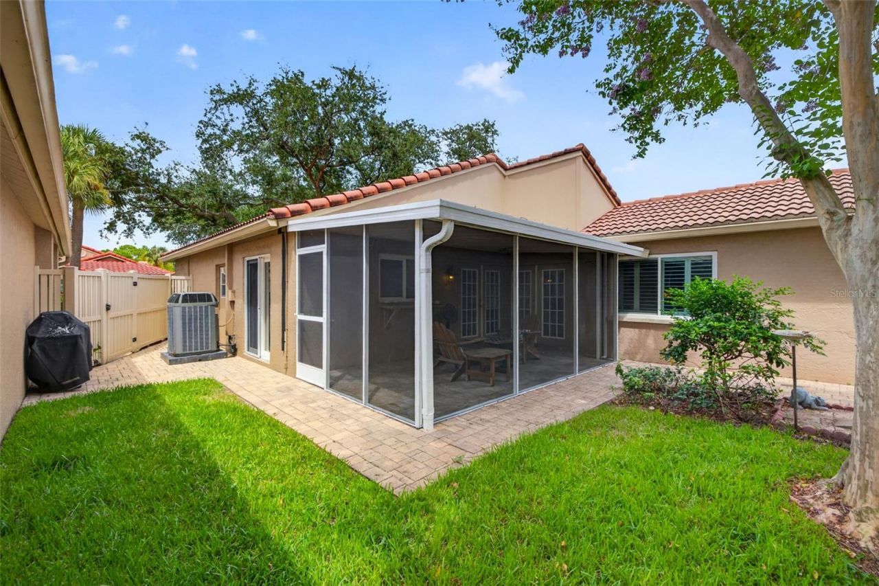 495 St Tropez Circle Ne, Saint Petersburg, FL 33703 Photo