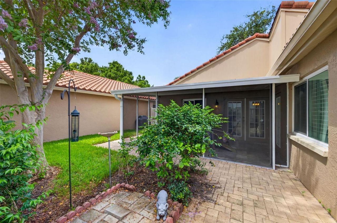 495 St Tropez Circle Ne, Saint Petersburg, FL 33703 Photo