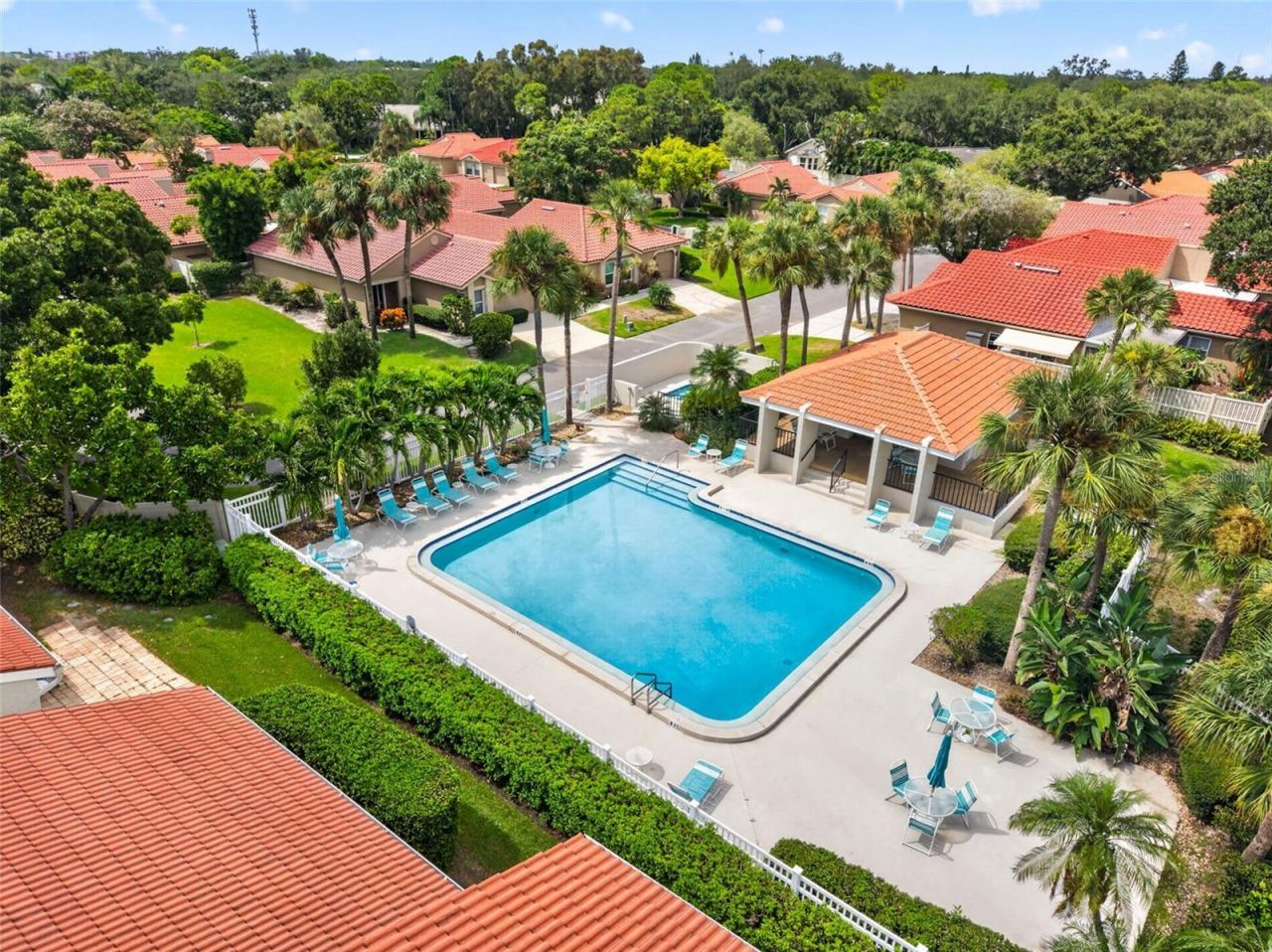 495 St Tropez Circle Ne, Saint Petersburg, FL 33703 Photo