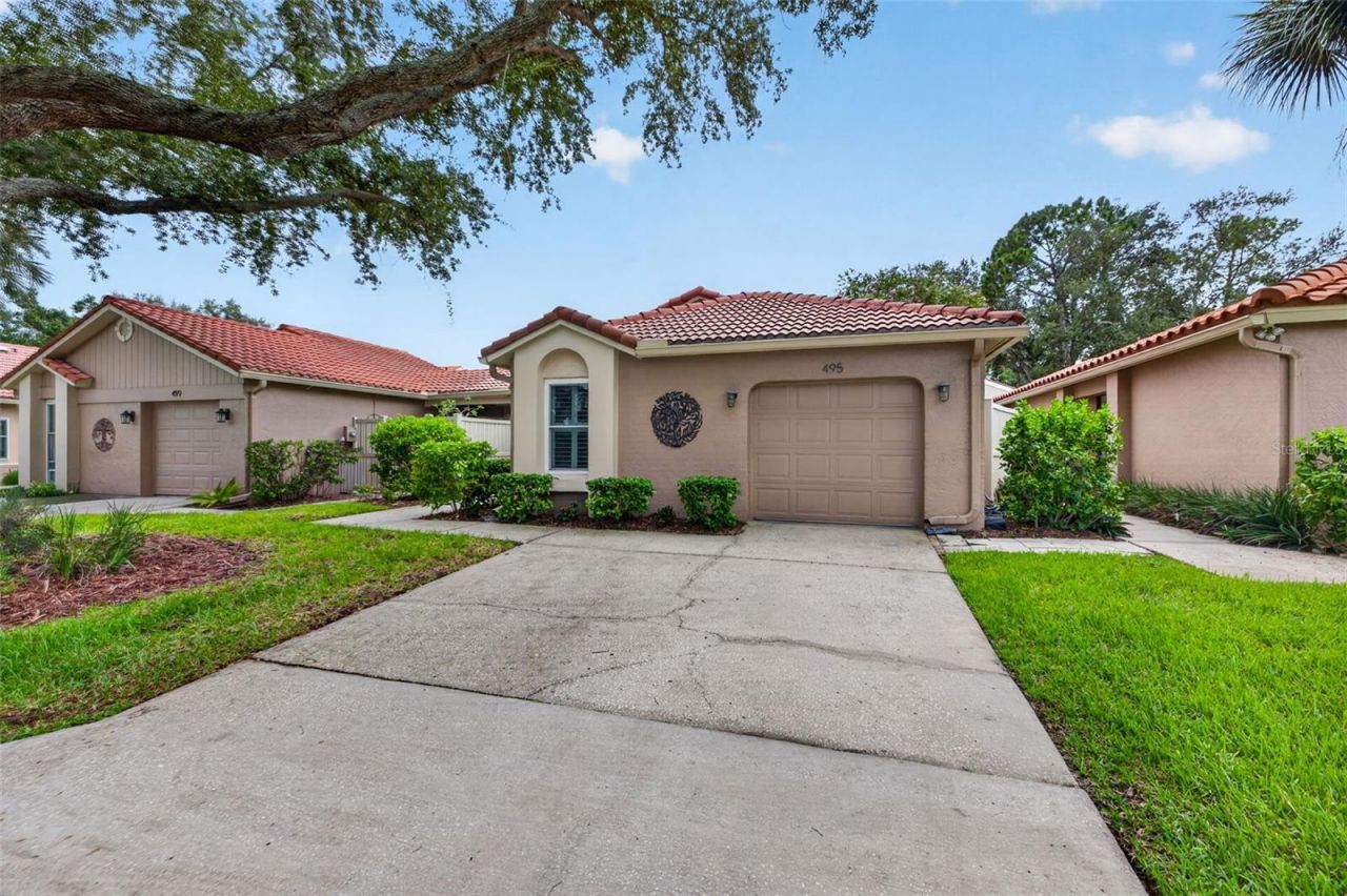495 St Tropez Circle Ne, Saint Petersburg, FL 33703 Photo
