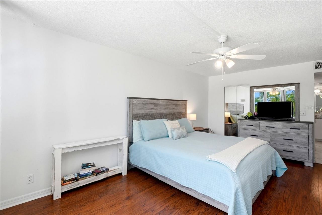 5855 Midnight Pass Road , Unit 222, Sarasota, FL 34242 Photo