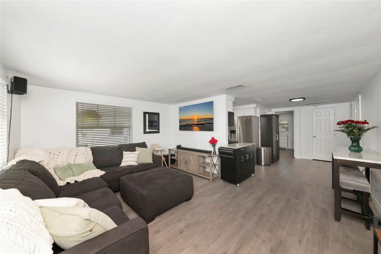2951 Edgewood Lane, Sarasota, FL 34231 Photo