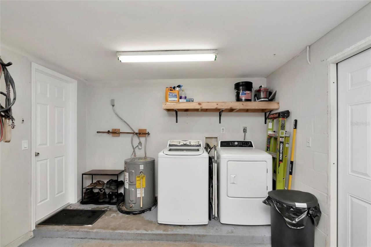 2951 Edgewood Lane, Sarasota, FL 34231 Photo
