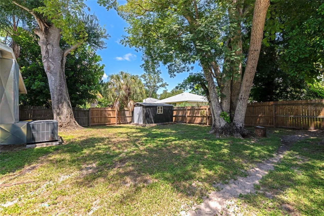 2951 Edgewood Lane, Sarasota, FL 34231 Photo