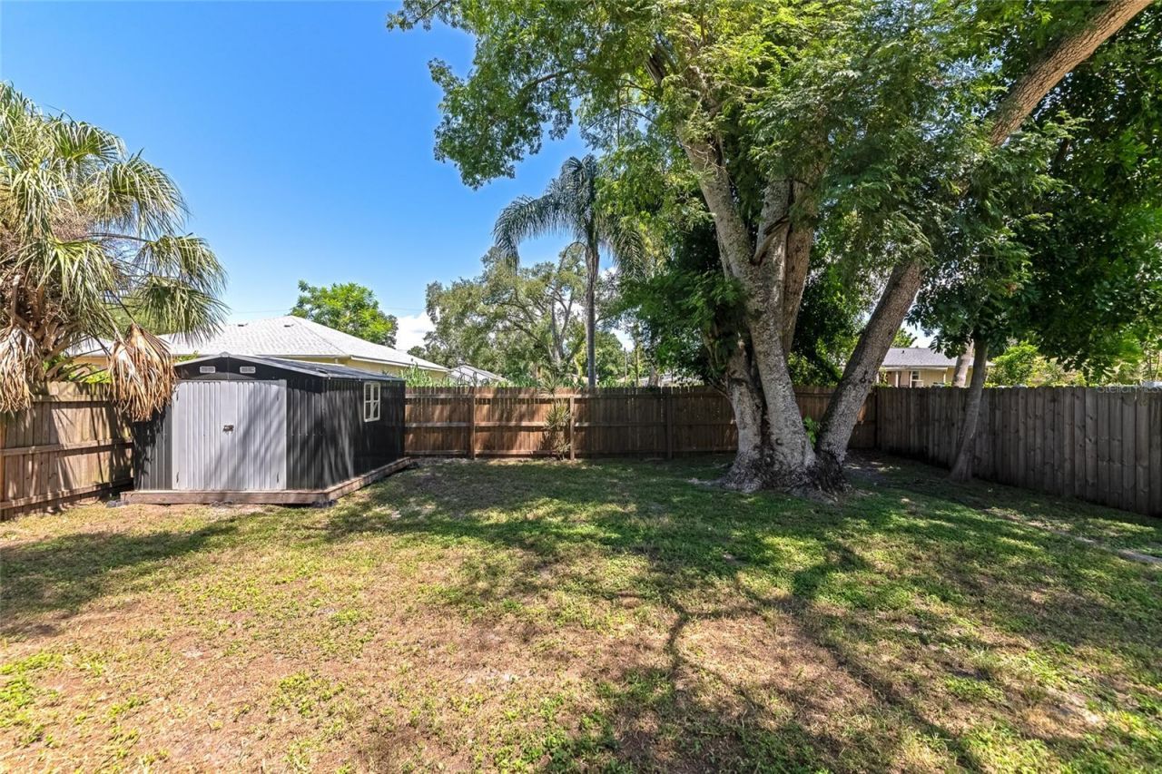2951 Edgewood Lane, Sarasota, FL 34231 Photo