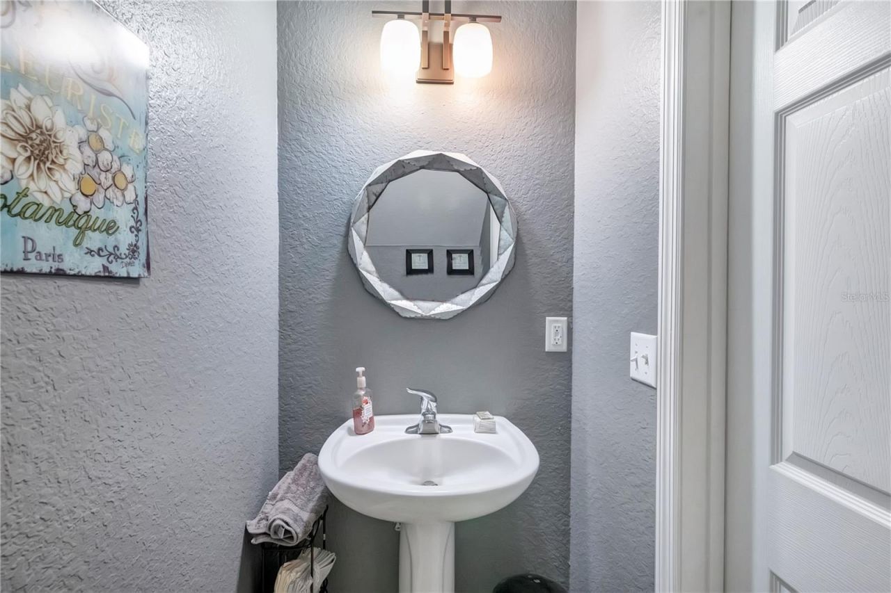 612 Shropshire Loop , Sanford, FL 32771 Photo