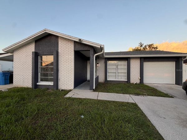 9514 LETTERSTONE COURT, TAMPA, FL 33615