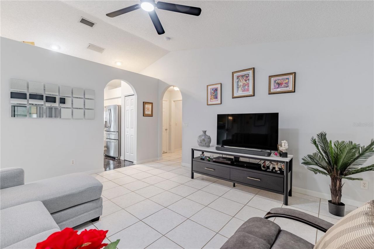 5154 Indian Ocean Loop , Tavares, FL 32778 Photo