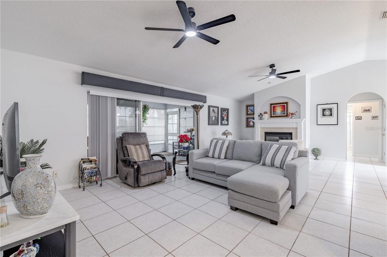 5154 Indian Ocean Loop , Tavares, FL 32778 Photo