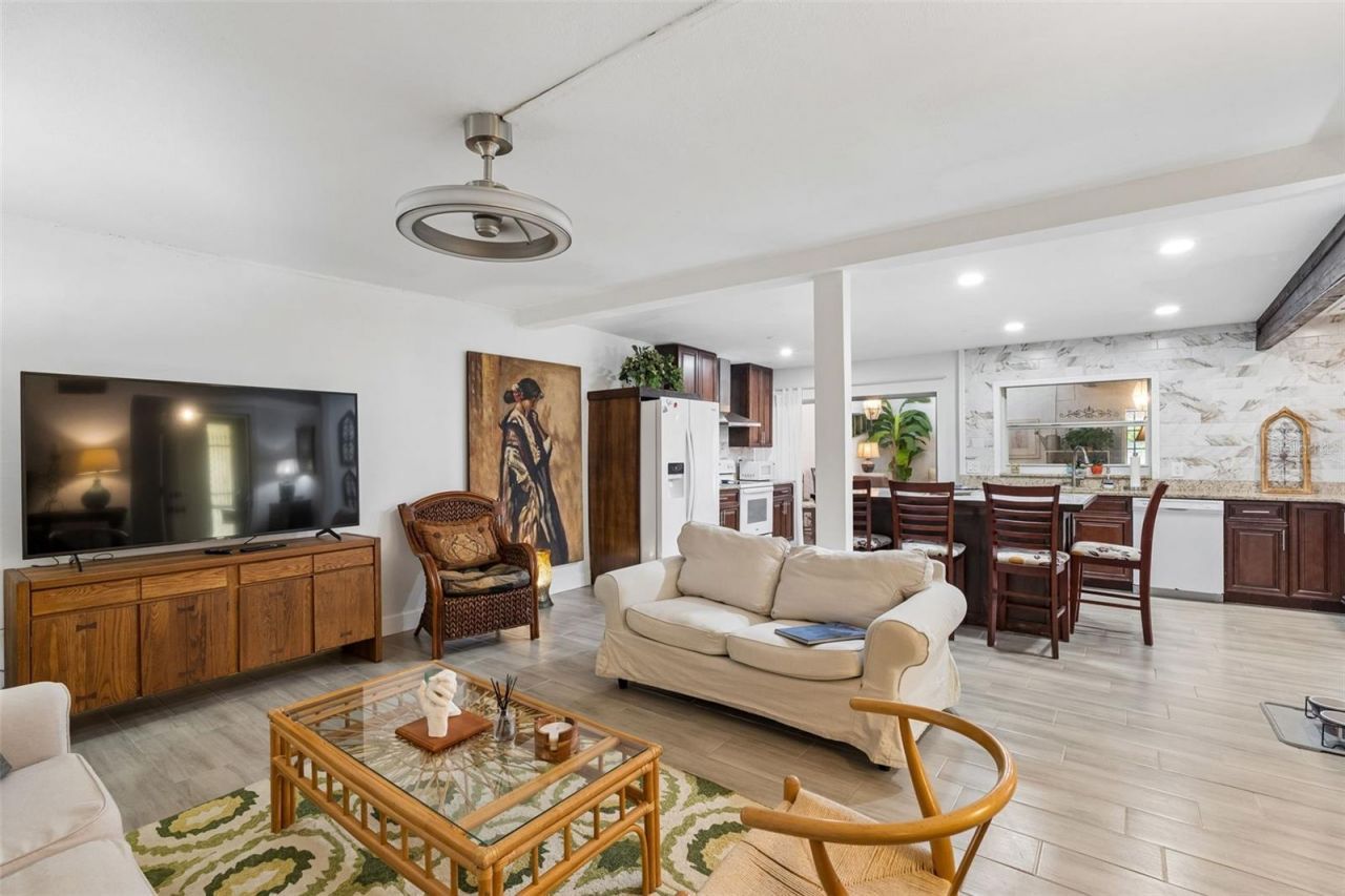 638 Sausalito Boulevard, Unit B5, Casselberry, FL 32707 Photo