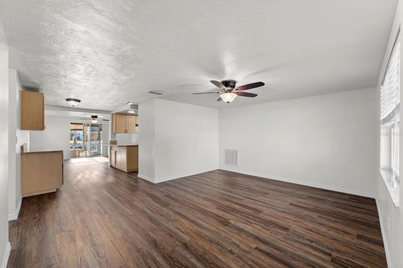 8505 Old Post Road, Port Richey, FL 34668 Photo