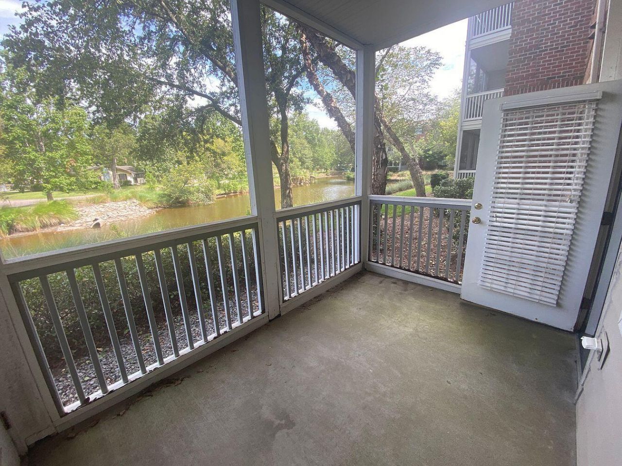 1525 Cambridge Lakes Drive Photo 19