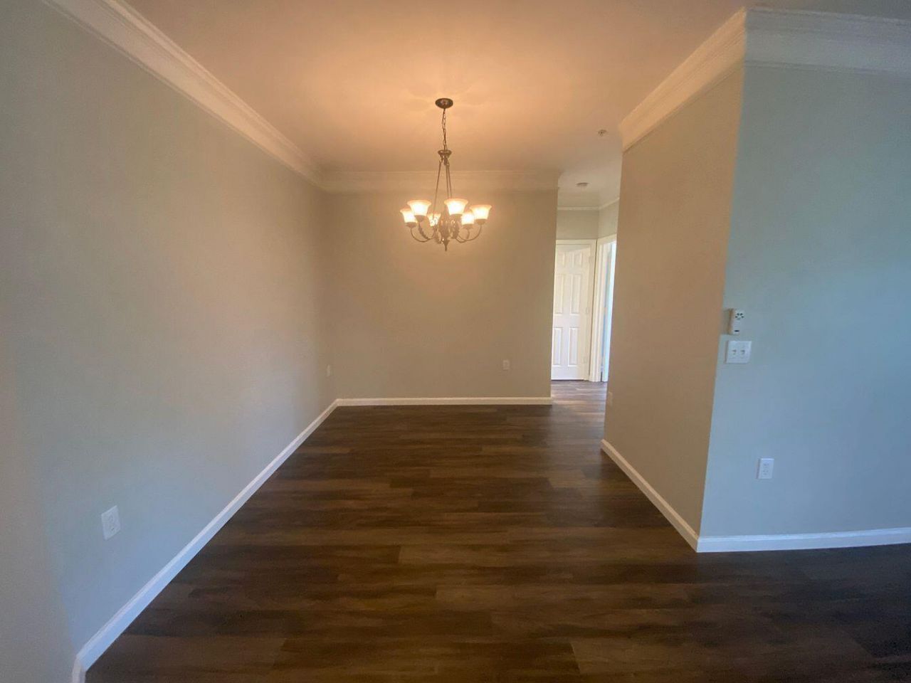 1525 Cambridge Lakes Drive Photo 4