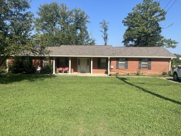 409 Shawnee Dr , Columbia, TN 38401