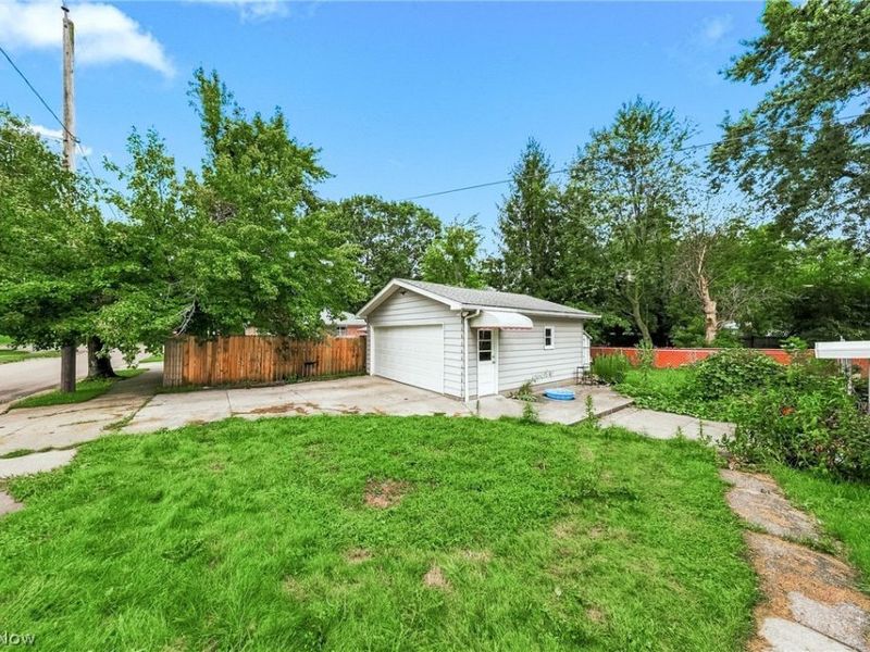 1815 Daniels Avenue , Akron, OH 44312 Photo 28