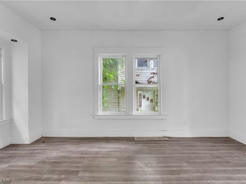 1418 E 95th Street , Cleveland, OH 44106 Photo 9