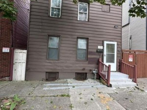 15 Sherman Street, Albany, NY 12210