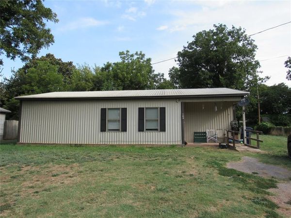 103 E Quapaw , Lindsay, OK 73052