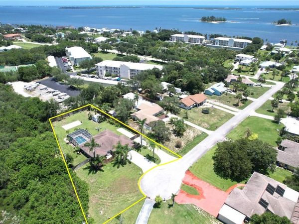 7686 134th Street, Sebastian, FL 32958