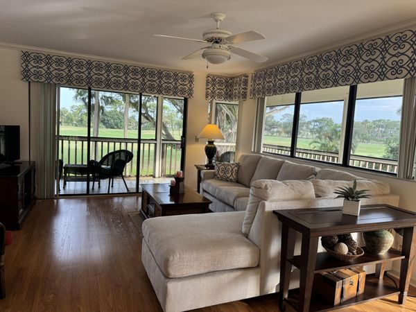 428 Brackenwood Lane S, Palm Beach Gardens, FL 33418