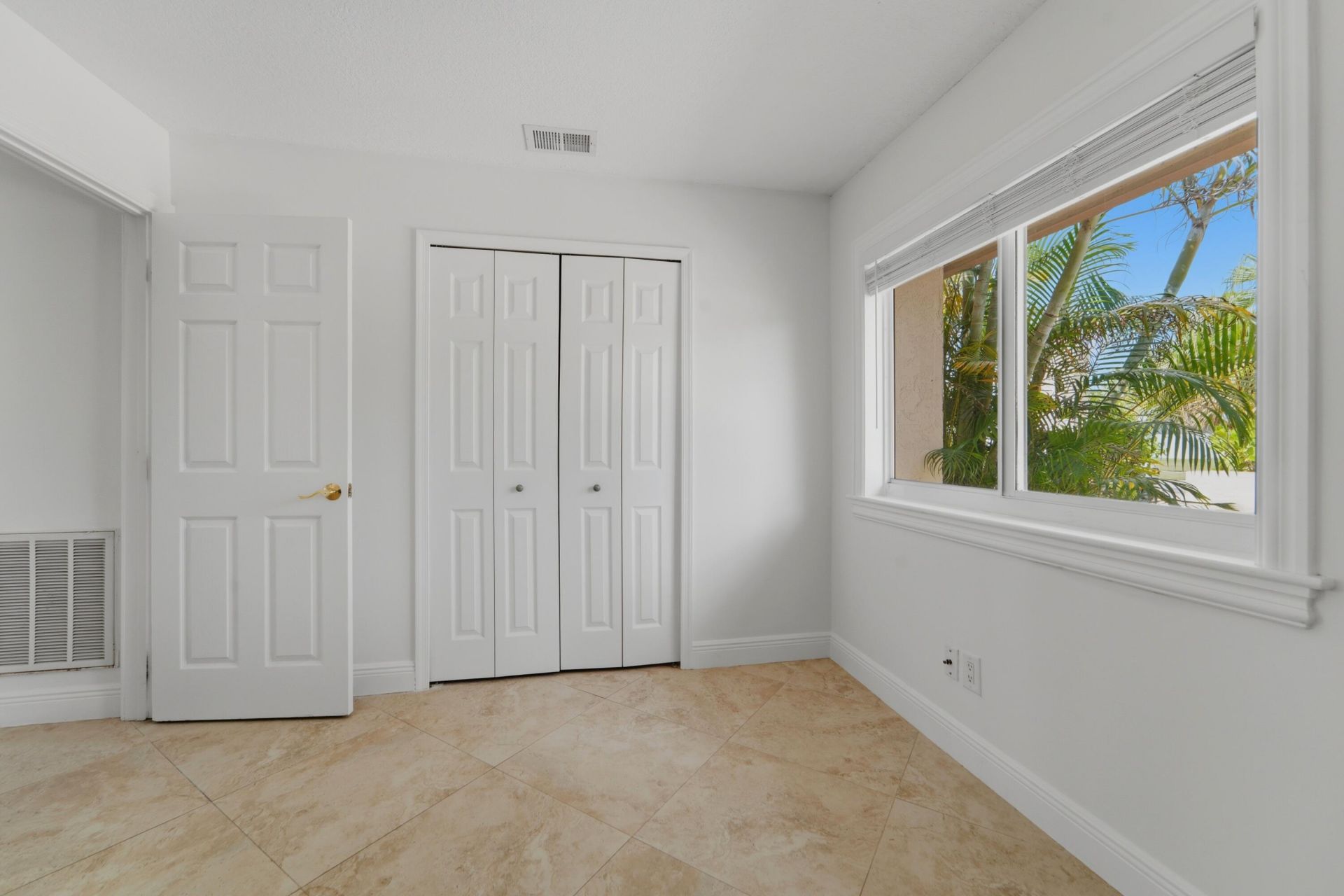 217 Parkwood Drive S, Royal Palm Beach, FL 33411 Photo