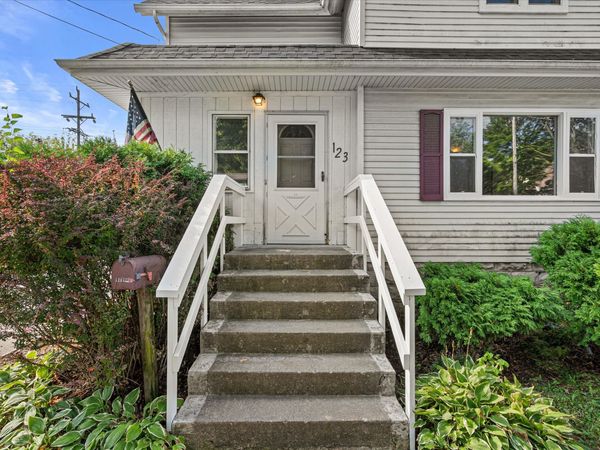 123 Cook St, Waukesha, WI 53186