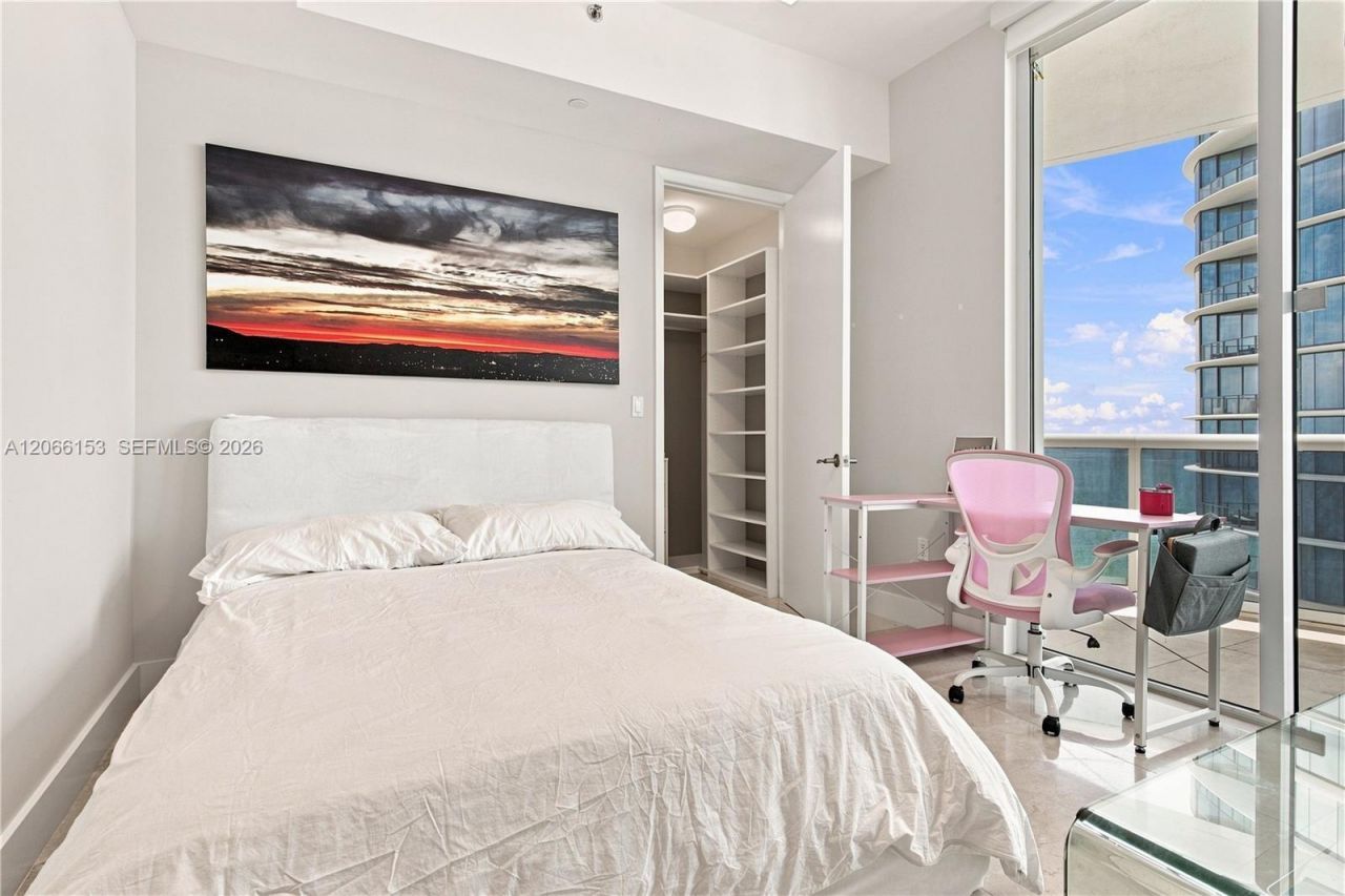 15811 Collins Ave , Unit 2802, Sunny Isles Beach, FL 33160 Photo