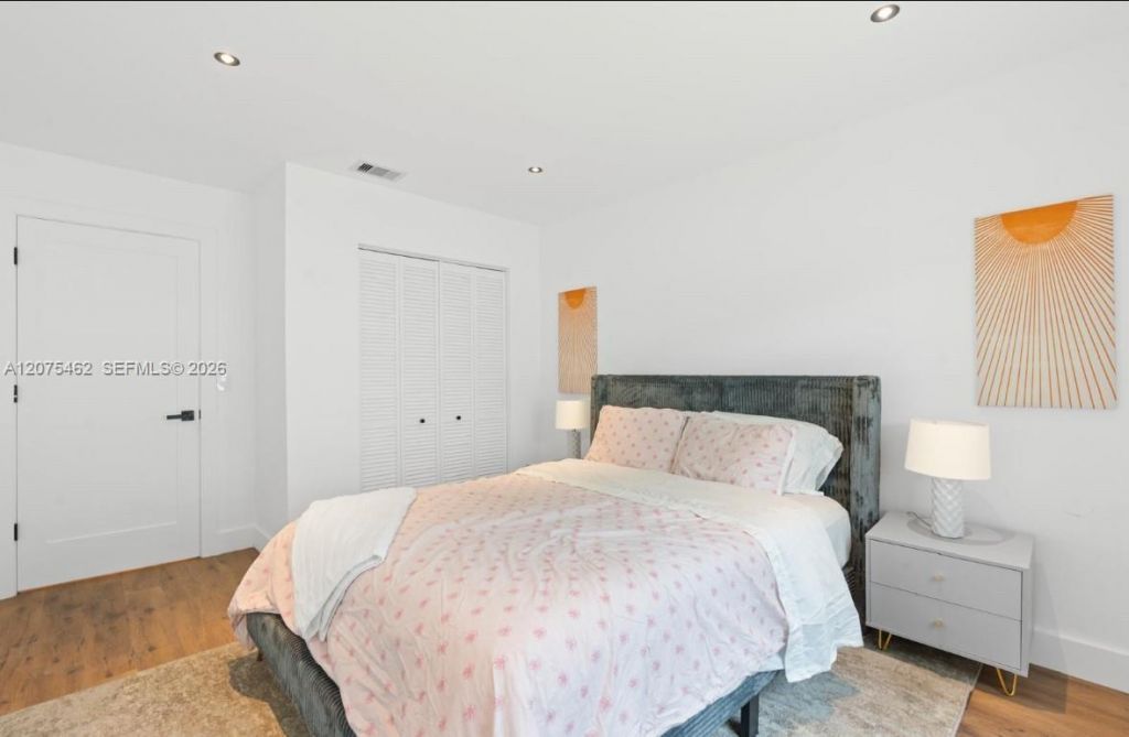 309 SE 3rd Ave , Unit 309, Hallandale Beach, FL 33009 Photo