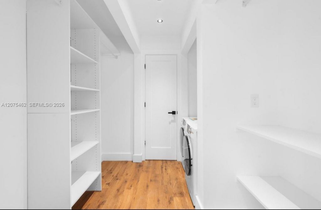309 SE 3rd Ave , Unit 309, Hallandale Beach, FL 33009 Photo