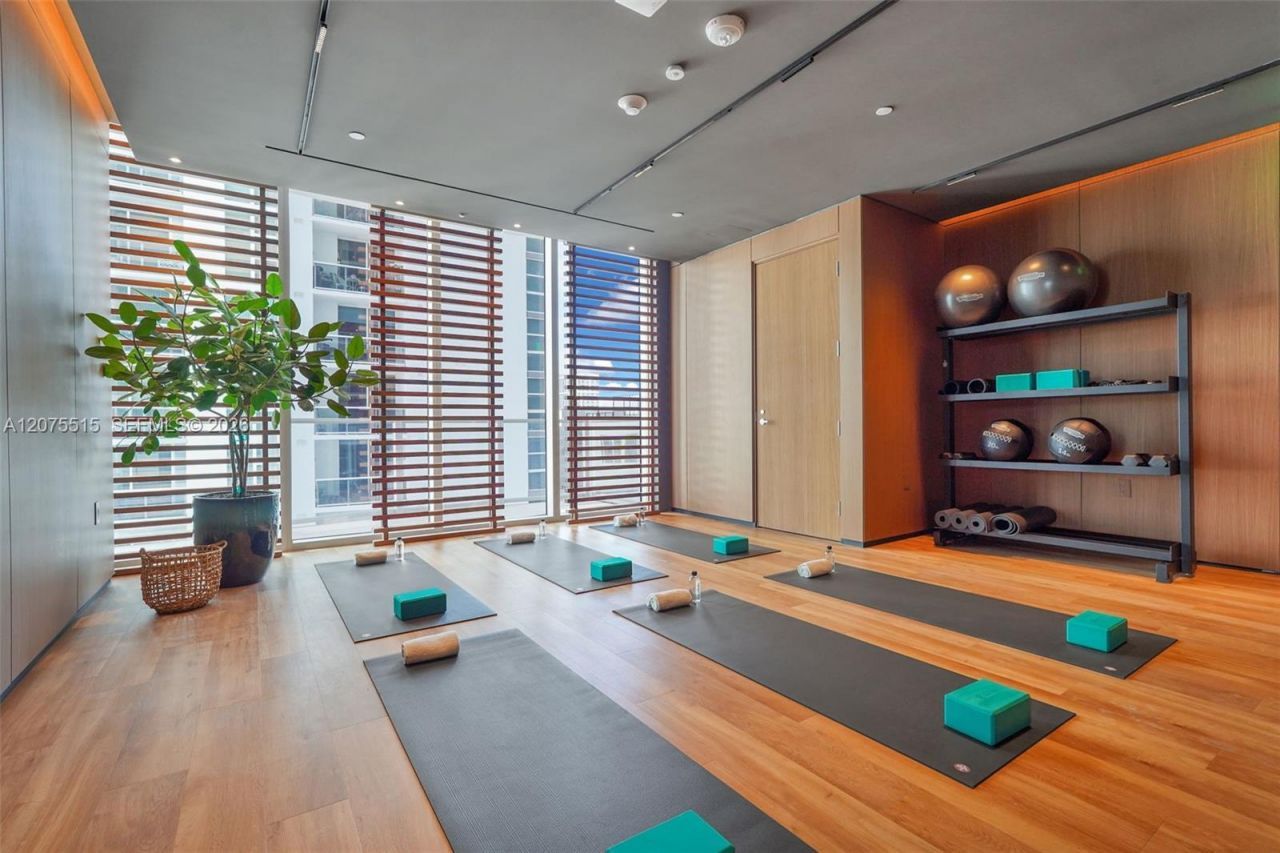 1400 Biscayne Blvd , Unit 1706, Miami, FL 33132 Photo