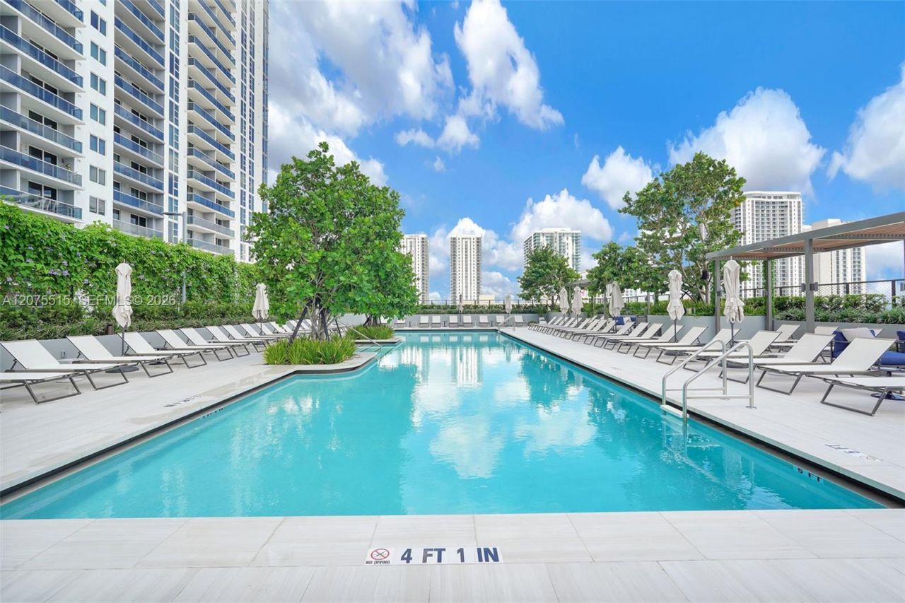 1400 Biscayne Blvd , Unit 1706, Miami, FL 33132 Photo
