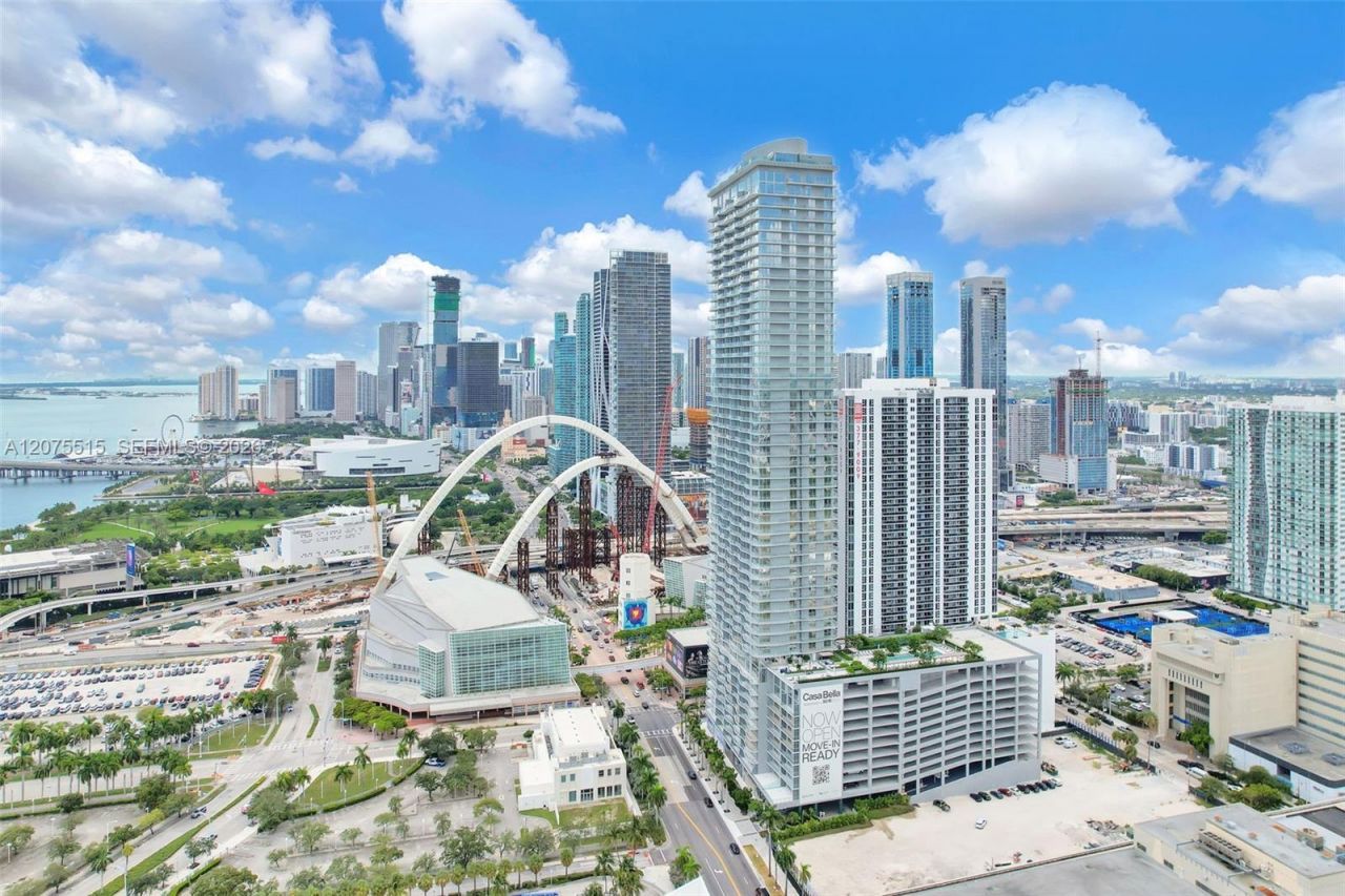 1400 Biscayne Blvd , Unit 1706, Miami, FL 33132 Photo