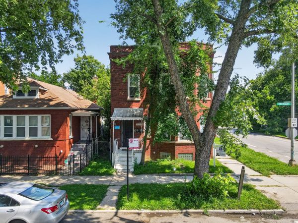 6559 S Eberhart Avenue , Chicago, IL 60637