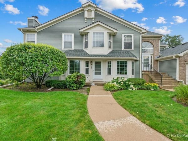349 Kresswood Drive , Unit 349, West Chicago, IL 60185