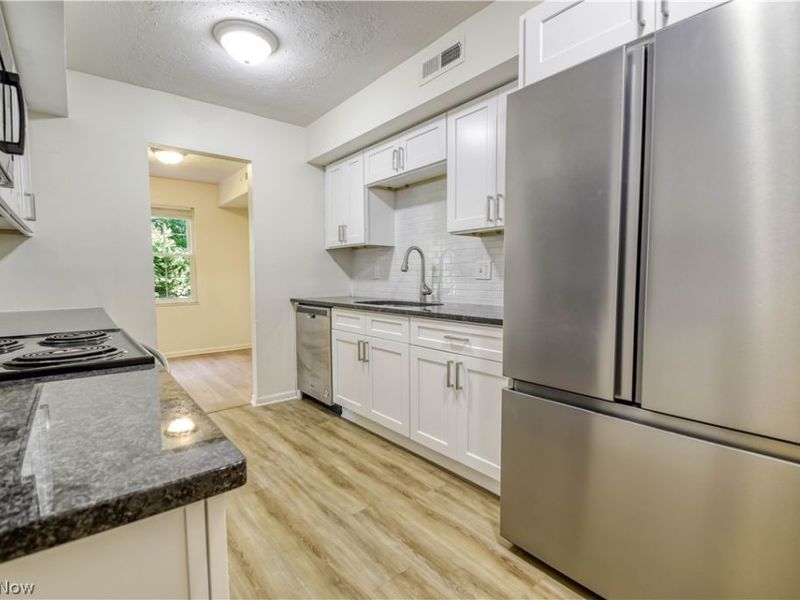 1771 Rolling Hills Drive , Unit D, Twinsburg, OH 44087 Photo 6