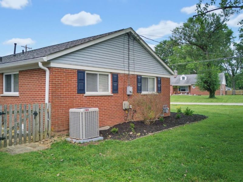 8265 Forest Road, Anderson Township, OH 45255 Photo 57