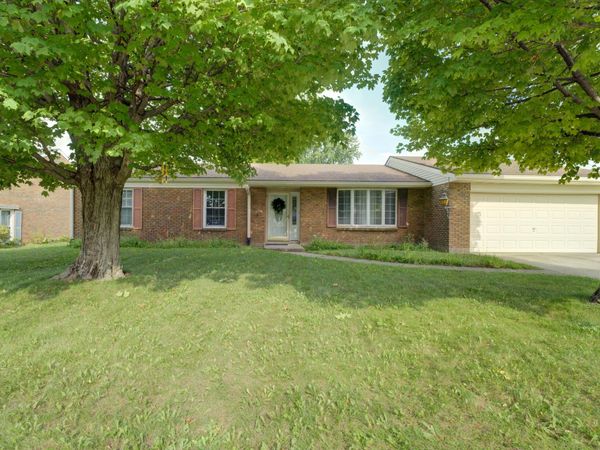 1381 Oaktree Drive, Greenville, OH 45331
