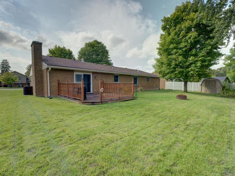 1381 Oaktree Drive, Greenville, OH 45331 Photo 4