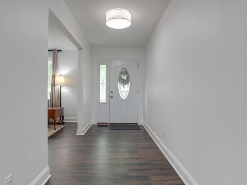 1381 Oaktree Drive, Greenville, OH 45331 Photo 6