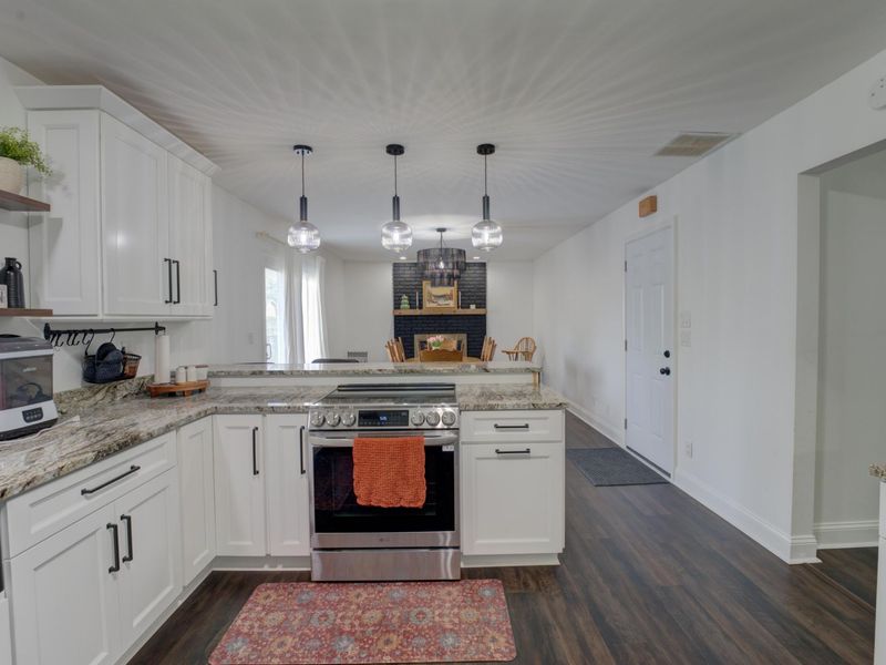 1381 Oaktree Drive, Greenville, OH 45331 Photo 9