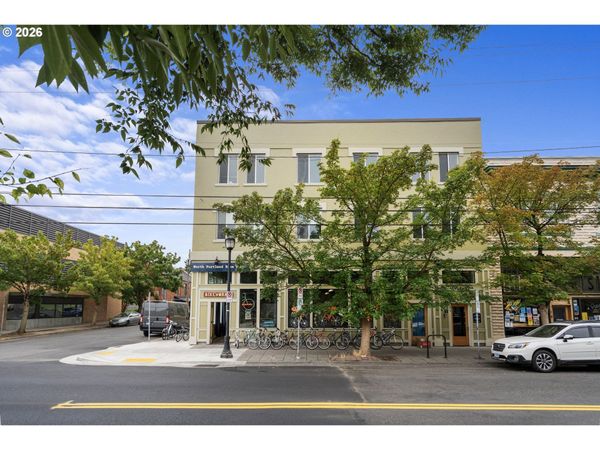 700 N KILLINGSWORTH ST, Portland, OR 97217