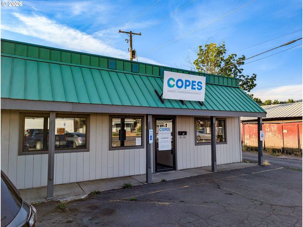 107 Island AVE, La Grande, OR 97850