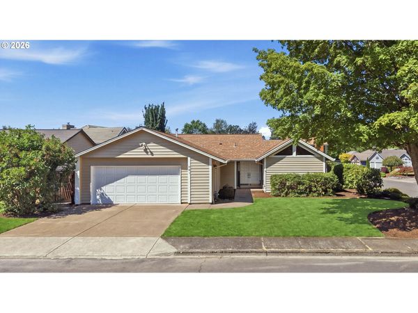 501 N BUCKLEY LN, Newberg, OR 97132