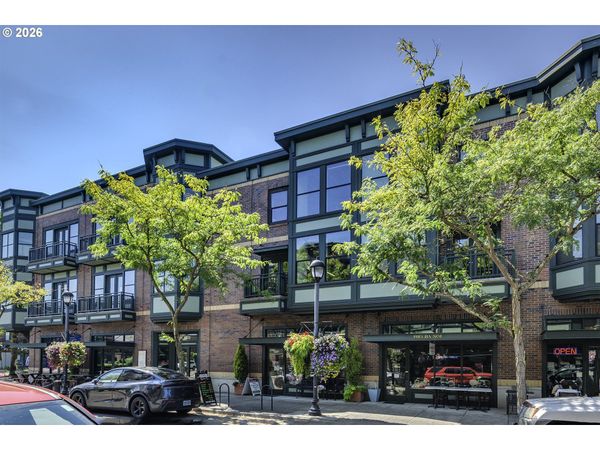 1371 NE ORENCO STATION PKWY, Unit 14, Hillsboro, OR 97124