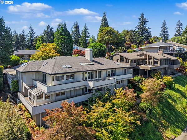 3485 CHEROKEE S DR, Salem, OR 97302