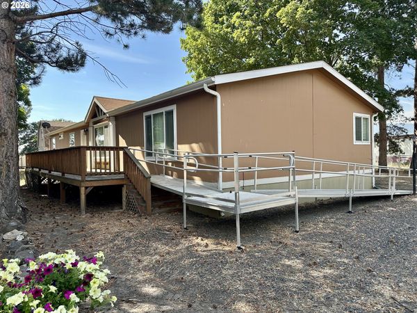 1809 26TH ST, Unit 38, La Grande, OR 97850