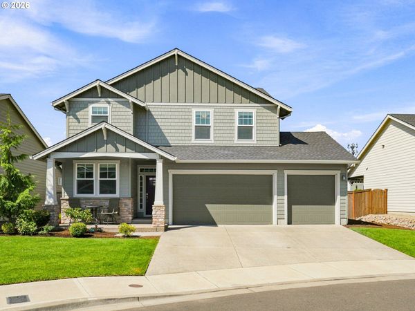 1947 N KNOTT CT, Canby, OR 97013