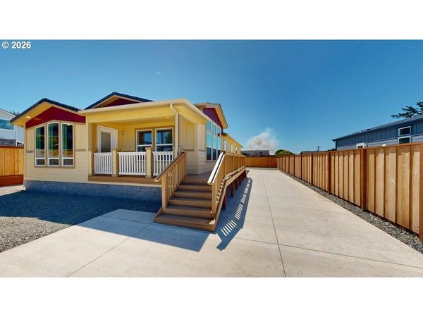 94114 4TH ST, Gold Beach, OR 97444
