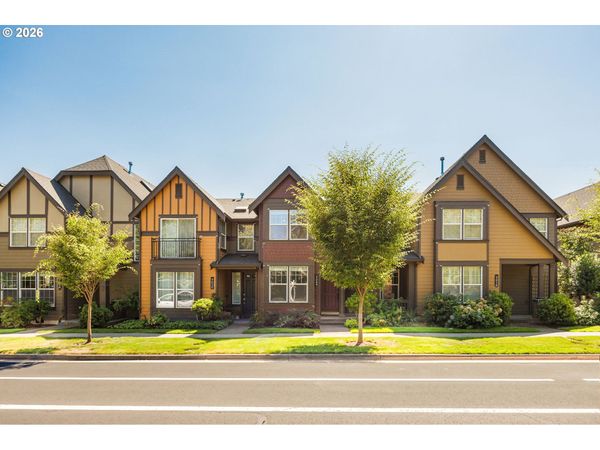 7024 NE CHERRY DR, Hillsboro, OR 97124