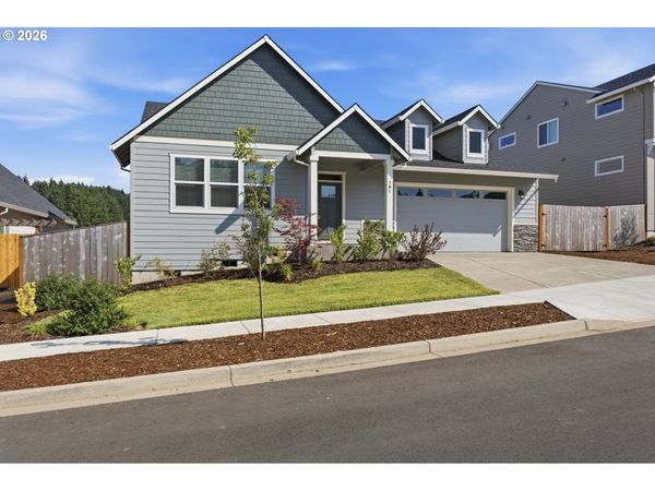 781 RILEY DR, Silverton, OR 97381